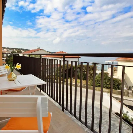 Ivo P. 招待所 Šilo