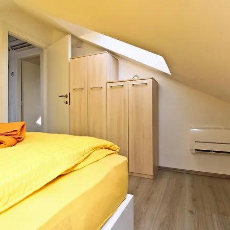 Guest house Ivo P. Silo (Krk)