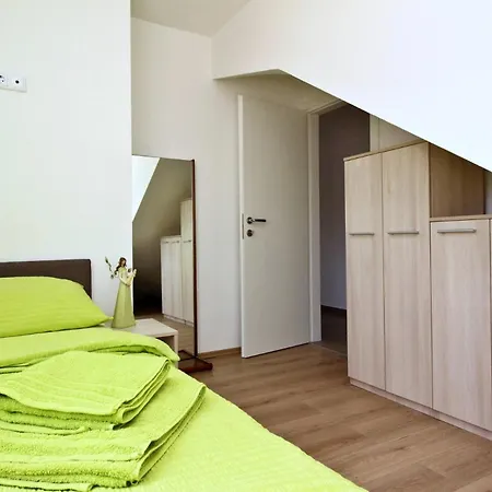 Guest house Ivo P. Silo (Krk)