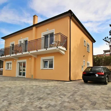 Guest house Ivo P. 3*