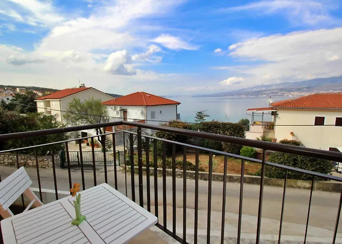 Ivo P. בית הארחה 3*